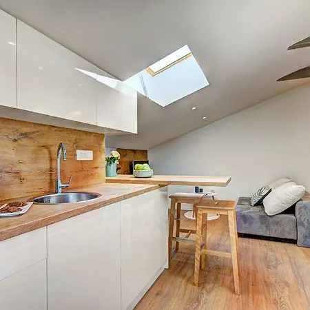 Luxe Mr.m Apartment *