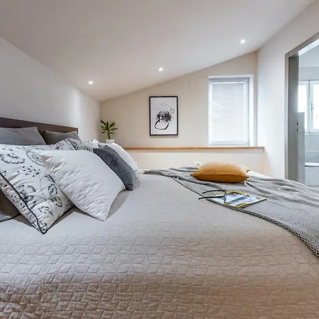 Апартаменти Luxe Mr.m *